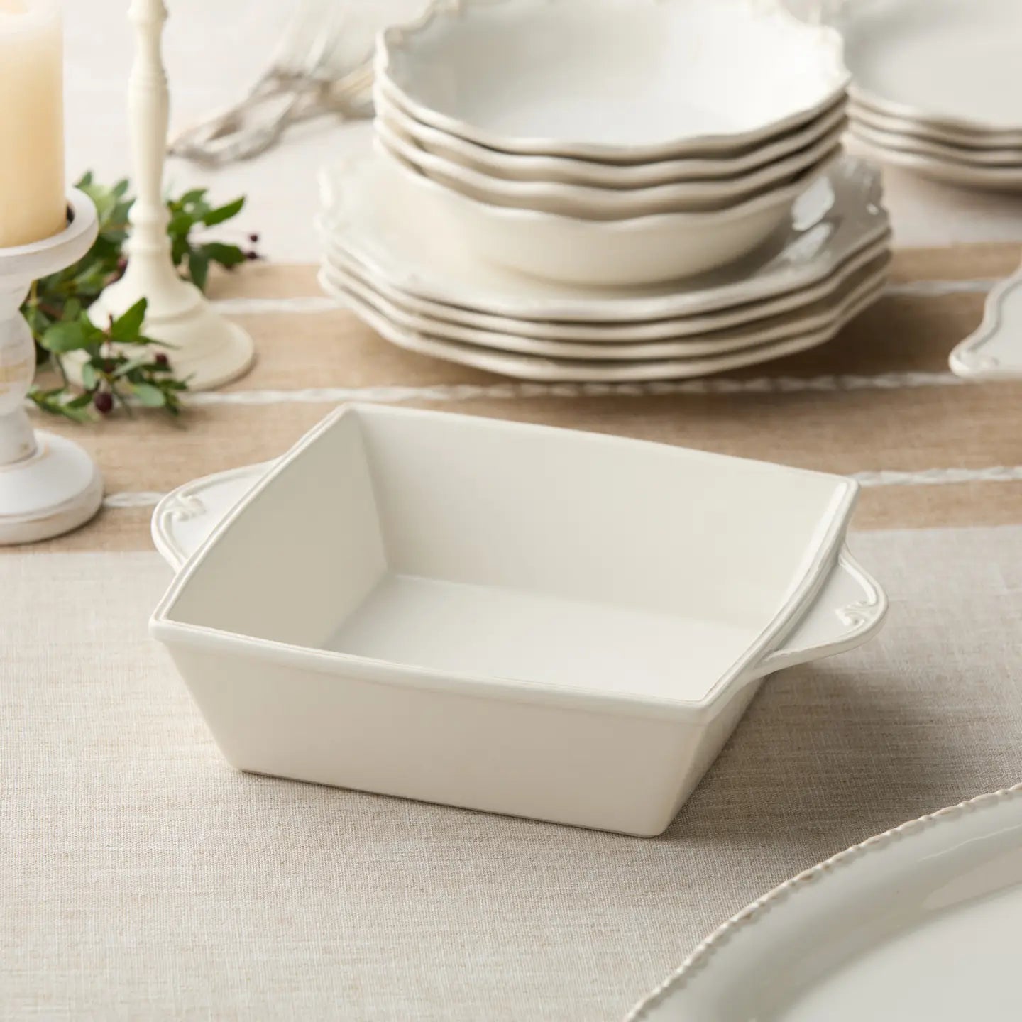 Heritage Square Baker 11.5" x 9"